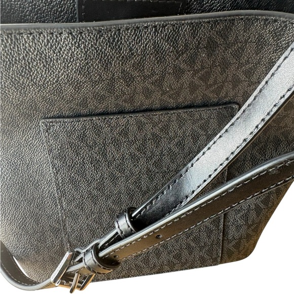 NWOT Michael Kors Charcoal Textured Crossbody - Picture 7 of 10